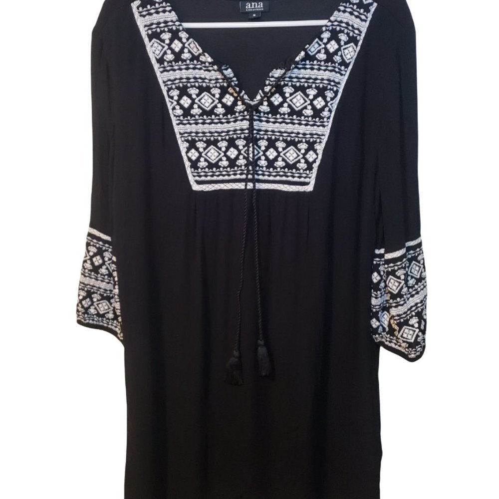 a.n.a. A New Approach Black Embroidered Dress | Size M